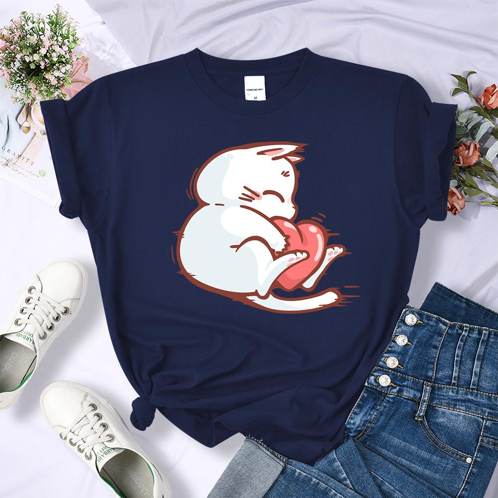 

Embrace The Red Heart White Cat Летняя женская футболка с 3D-печатью в стиле хип-хоп Мягкие футболки Универсальная одежда Y2K Повседневная уличная одежда с круглым вырезом 6XL