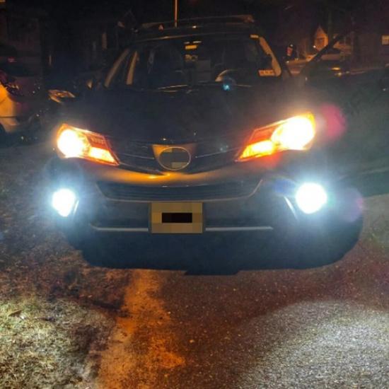 2pcs Extremely Bright Xenon White Fog Lights LED Bulbs for Toyota RAV4 2006-