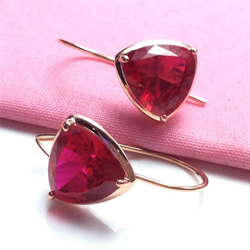 Exquisite Russian 585 Purple Gold Luxury Triangle Egg Surface Redstone Earrings Rose Gold Plated Femininity Earrings
