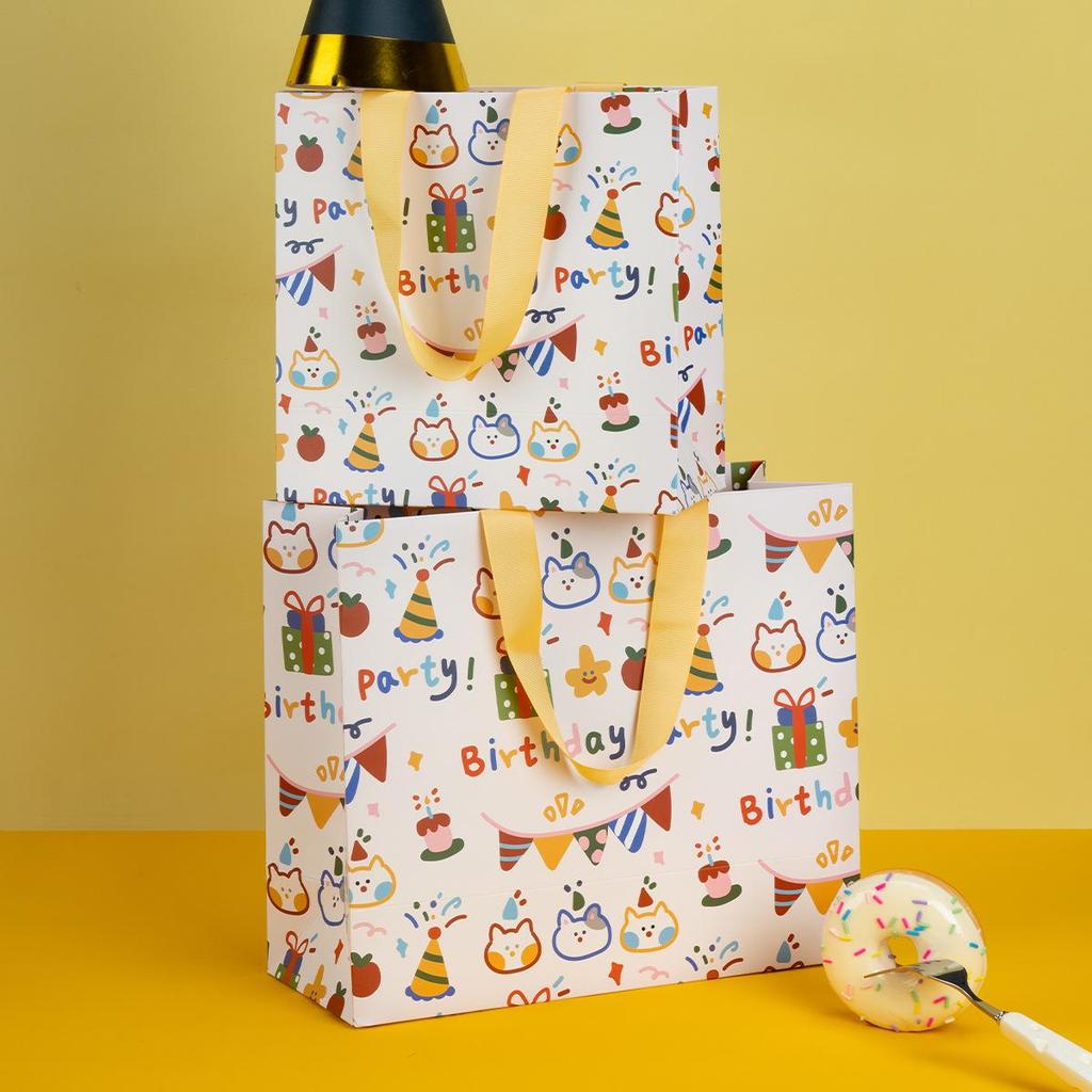 Cartoon Gift Tote Bag for Birthdays & Valentine's Day - Childlike Paper Gift Packaging