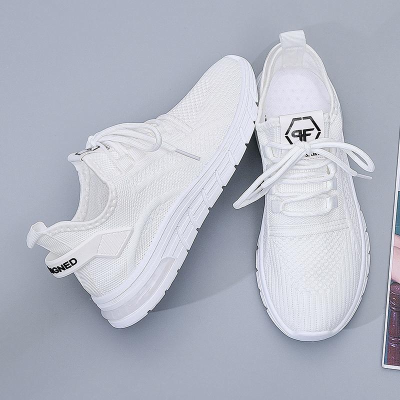 non skid athletic shoes