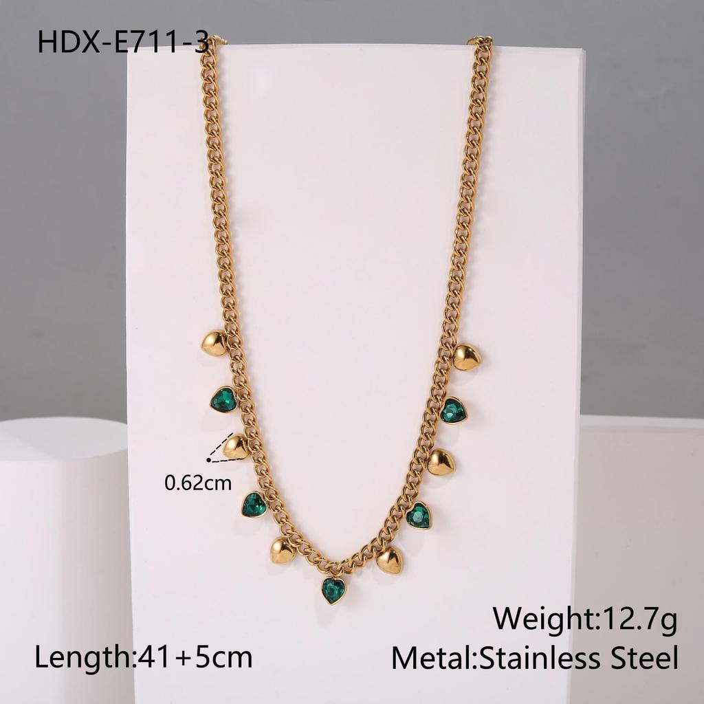 18K Gold Plated Colorful Heart Rhinestone Necklace - European & American Trend, Stainless Steel, Women's Light Luxury Fashion Accessory.