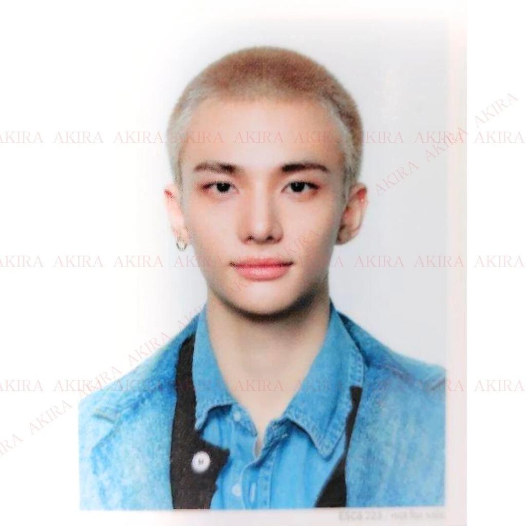 STRAY KIDS JAPÓN 3er MINI ÁLBUM Hollow TARJETA FOTOGRÁFICA DEL ÁLBUM POB DE JAPÓN LUCKYDRAW