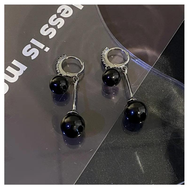 Temperament Statement Black Pearl Drop Earrings for Women Korean Fashion Retro Luxury Dangle Earring Goth Jewelry Pendientes