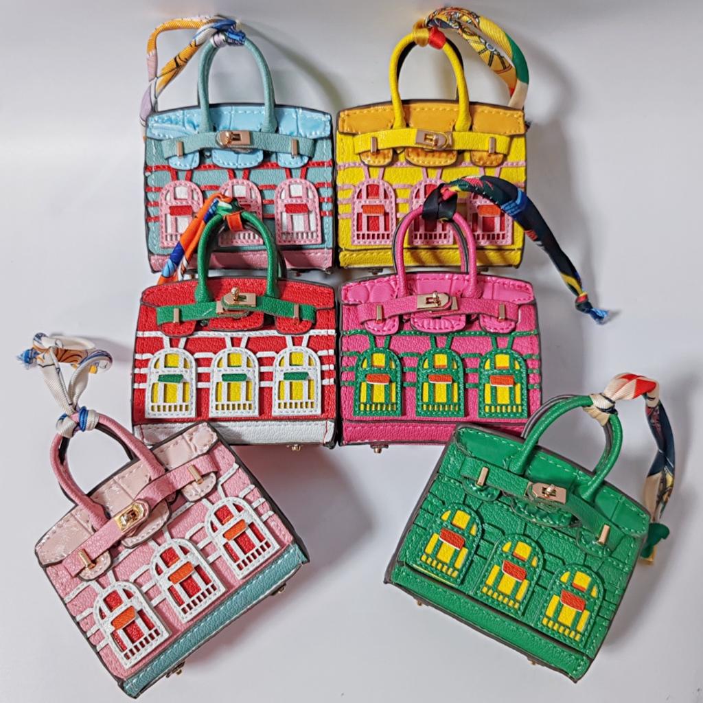 Moni Você Bolsa Prata Casa Pequena Pendurada Adorável Ornamento Criativo Pequena Janela Chaveiro de Carro Pendurado Bolsa para Fone de Ouvido Bolsa para Trocos