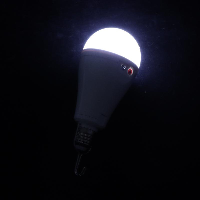 1 Set 15/20W Battery Powered E27 Led Light Bulbs With Hook For Emergency Light Usb Rechargeable Light Bulb