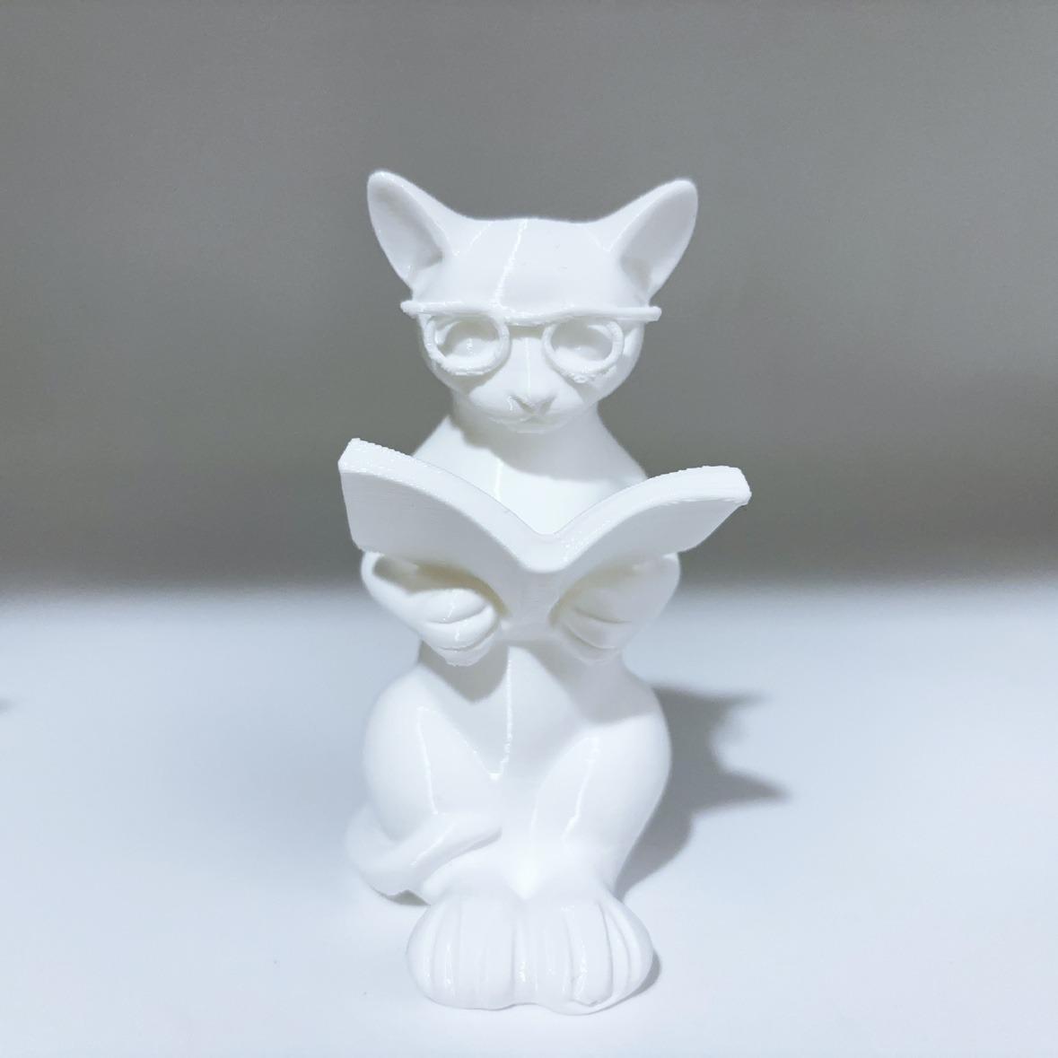 

Reading Cat Statue Ornaments, Scholar Cat Sculptures, Wearing Glasses, Fully Immersed in Books, Elegant Cats, Cat Lovers Gifts білий