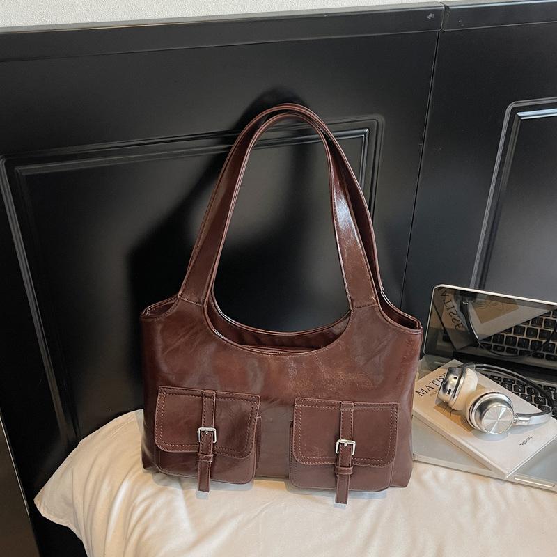 

Large-capacity bag women s 2025 new high-value college student class shoulder bag women s portable commuter tote bag темно-коричневого