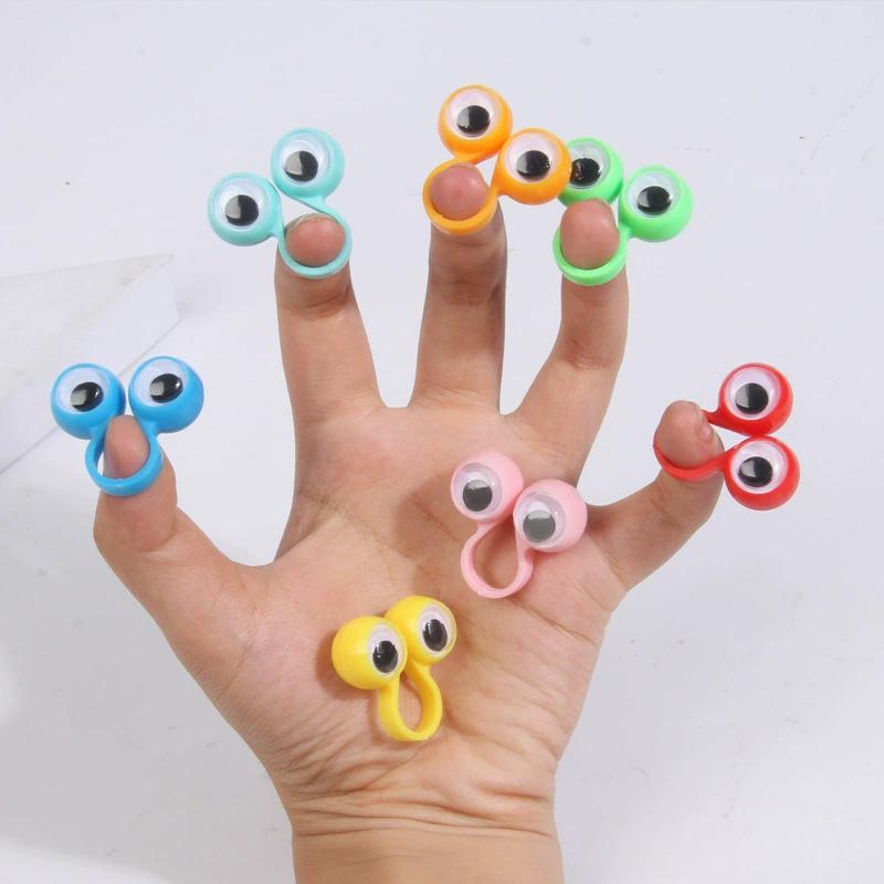 

Funny Finger Eyes Halloween Prank Activity Ring Toy