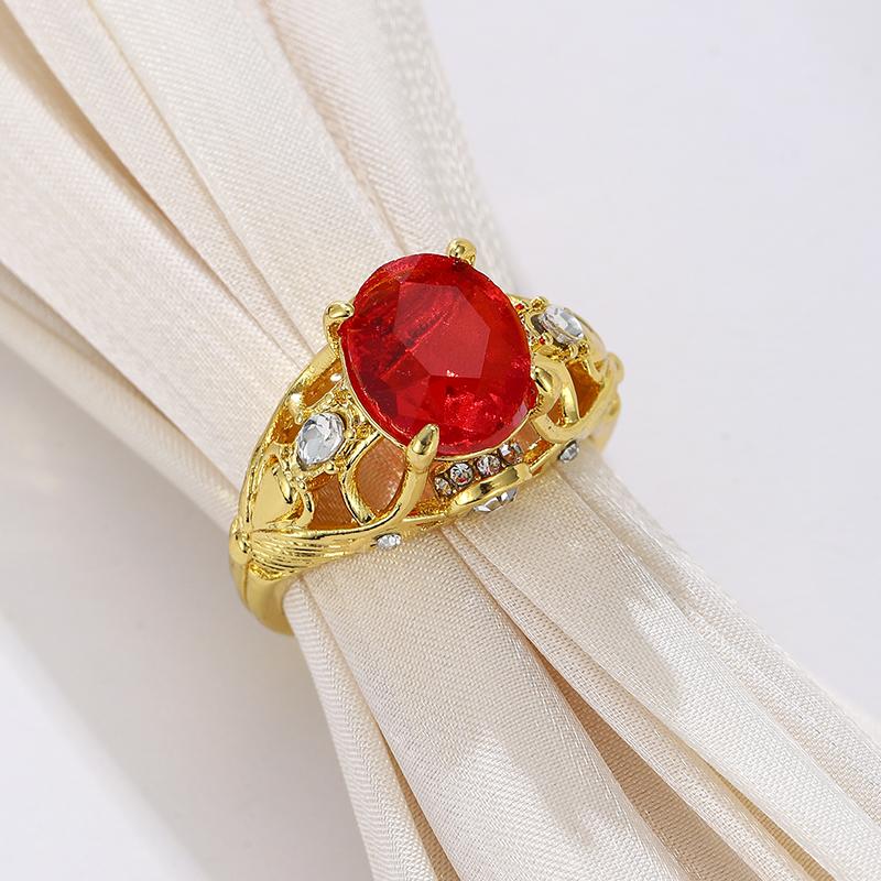 Retro Leaf Carved Ruby Ring Gold Color Red Crystal Engagement Ring Luxury Vintage Style Promise Ring for Women Wedding Jewelry