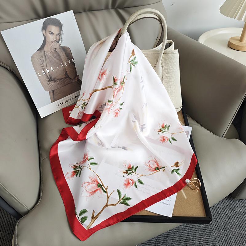 Silk Scarf Neck Small Square Scarf Light Pink Flower Simulation Silk Scarf Women's Summer Travel with Fresh and Sweet Small Scarf