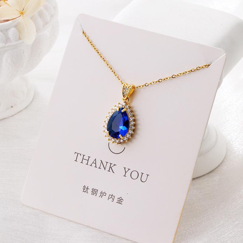 Versatile Luxury Titanium Steel Necklace with a Colorfast Pendant - Simple Niche Design Clavicle Chain for Women.
