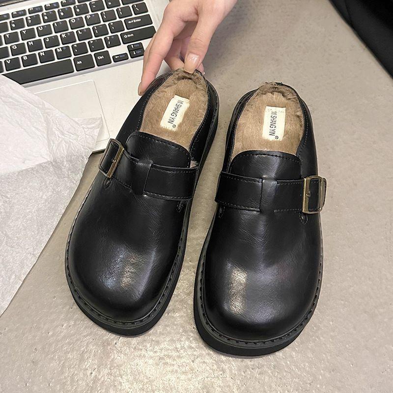 Muffin thick-soled velvet slippers for women to wear in the winter of 2025, the new British lazy bag head and half slippers.