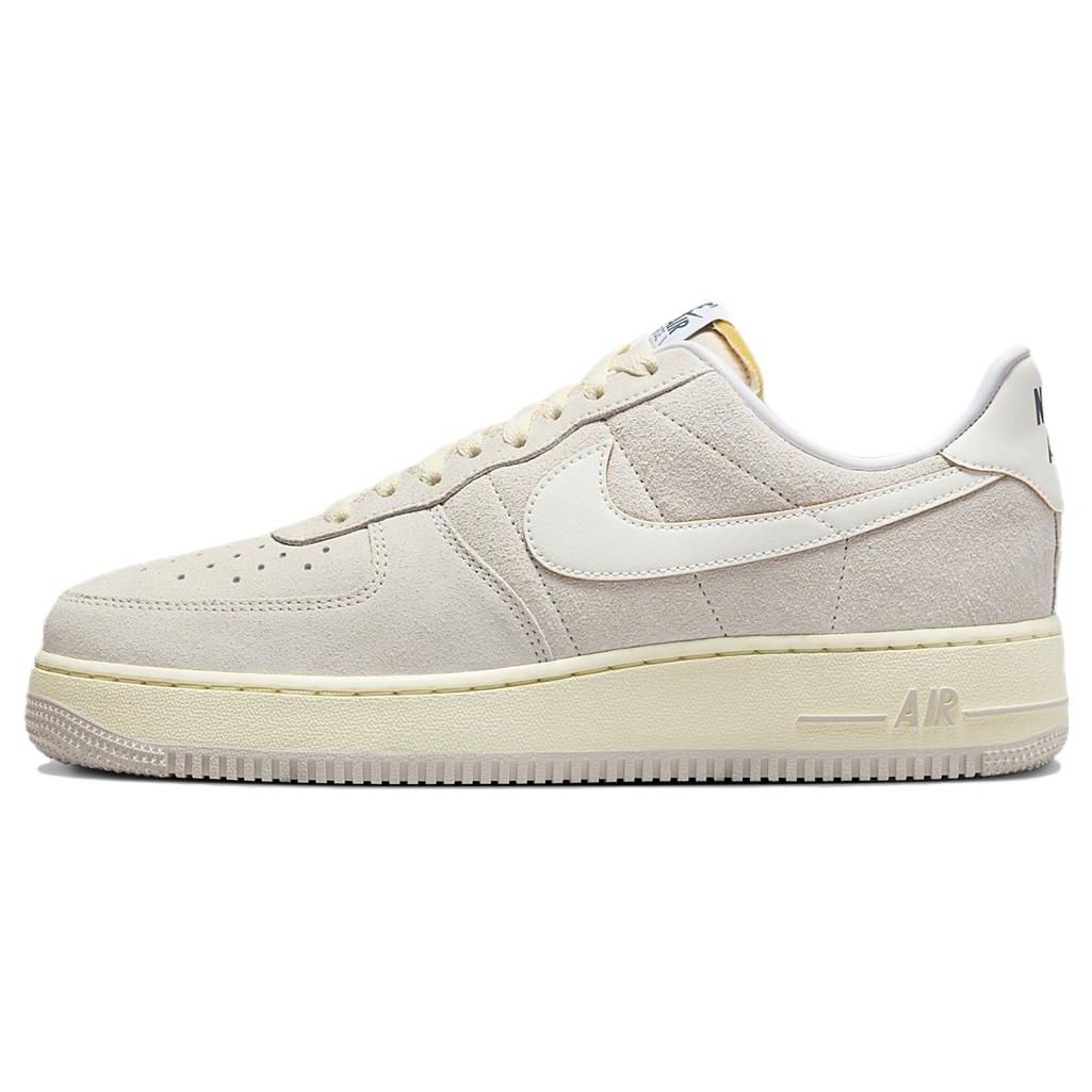 

Кроссовки унисекс Nike Air Force 1 07 Athletic Department кремовый светло-коричневый с парусом FQ8077-104 44