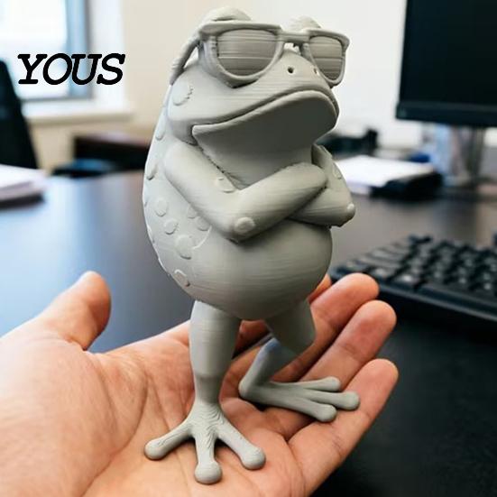 Crossed Arms Frog Statue 3D Printed Figure, Mini Desktop Ornament, Simulated Model Tsundere Collectible with Sunglasses Arms, Standing for Desk,