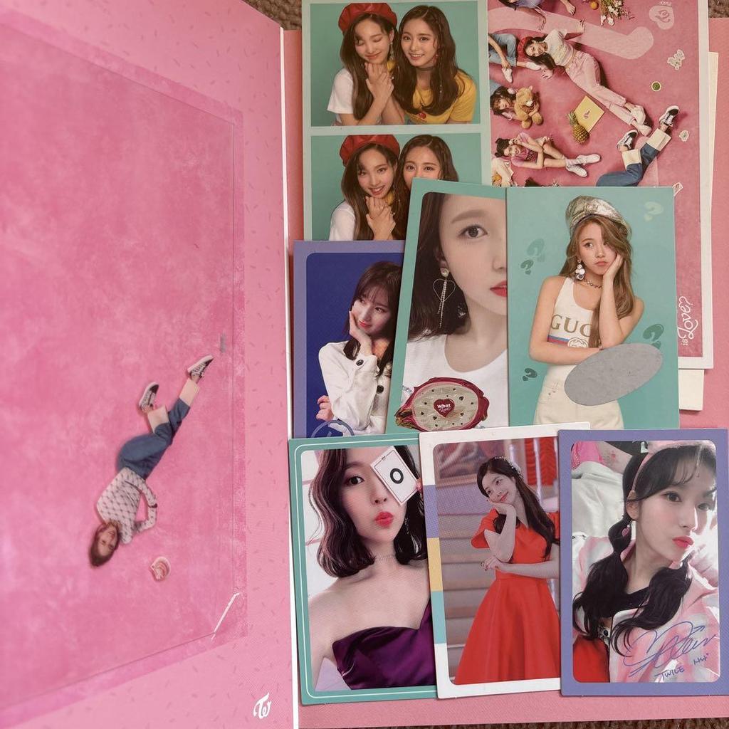 [USED] TWICE What Is Love? Album