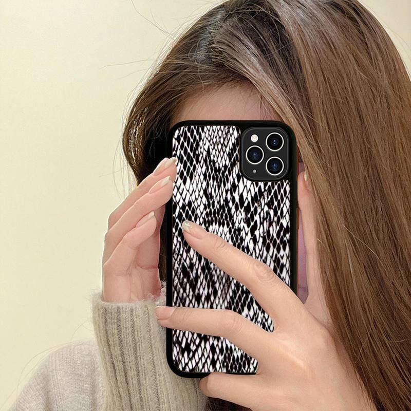 

YNDFCNB чехол для телефона со змеиной кожей, силиконовый чехол из ПК + ТПУ для iPhone 11 12 13 Pro Max 8 7 6 Plus X SE XR Hard Fundas 13 Pro Max