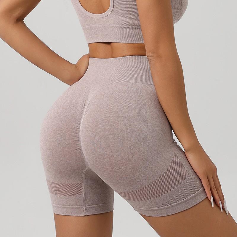 Yogaanzug-Set: Sportweste, hochtaillierte Hose und Fitnessshorts