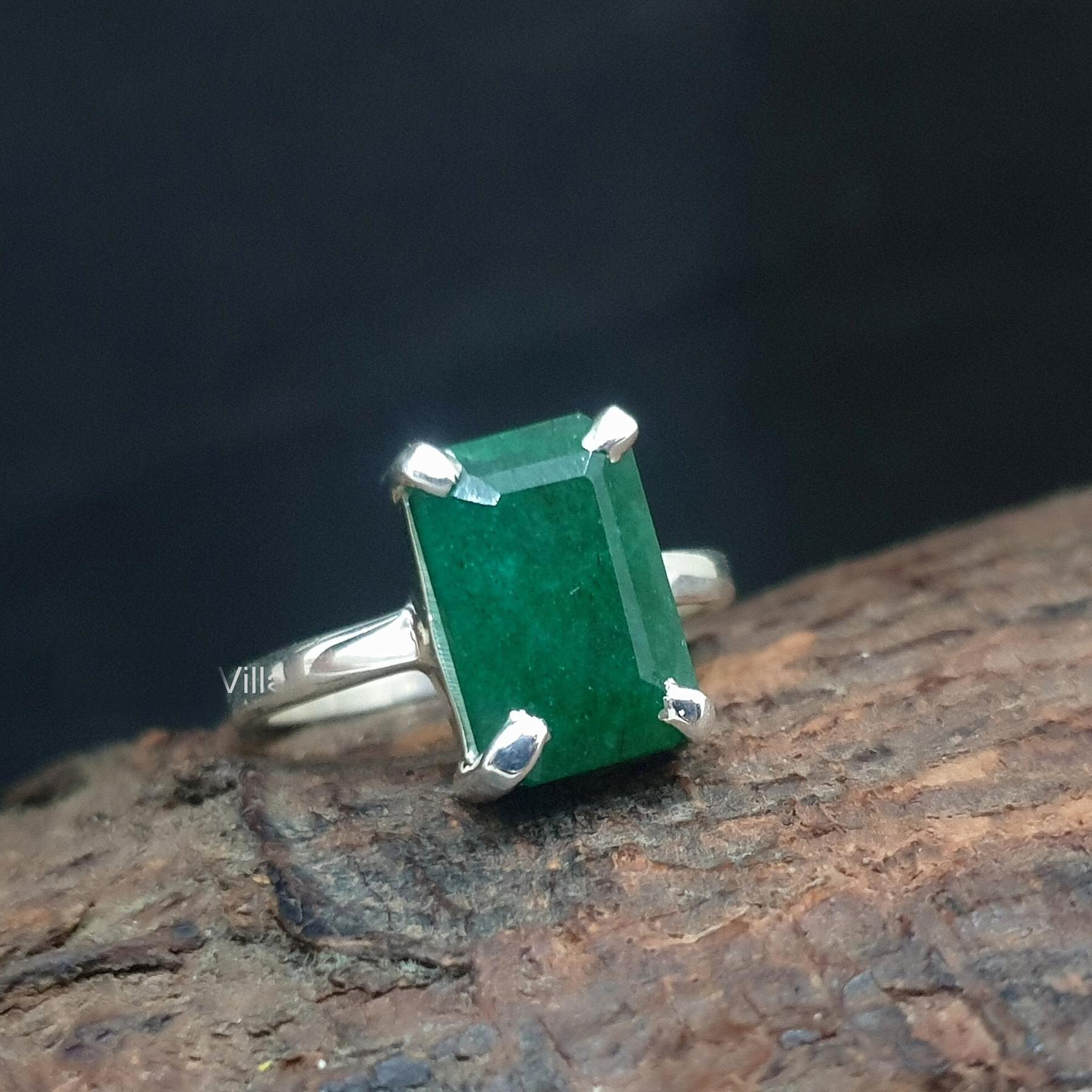 

Натуральний кільце зі срібла 925 проби з необробленим смарагдом у крапановій закріпці, Ювелірний виріб, Подарунок ручної роботи Кільце зі смарагдом 10