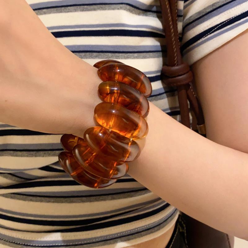 Irisierendes Vintage Acryl Ovales Stretch-Armband: Hochwertiger, vielseitiger Modeschmuck für Damen