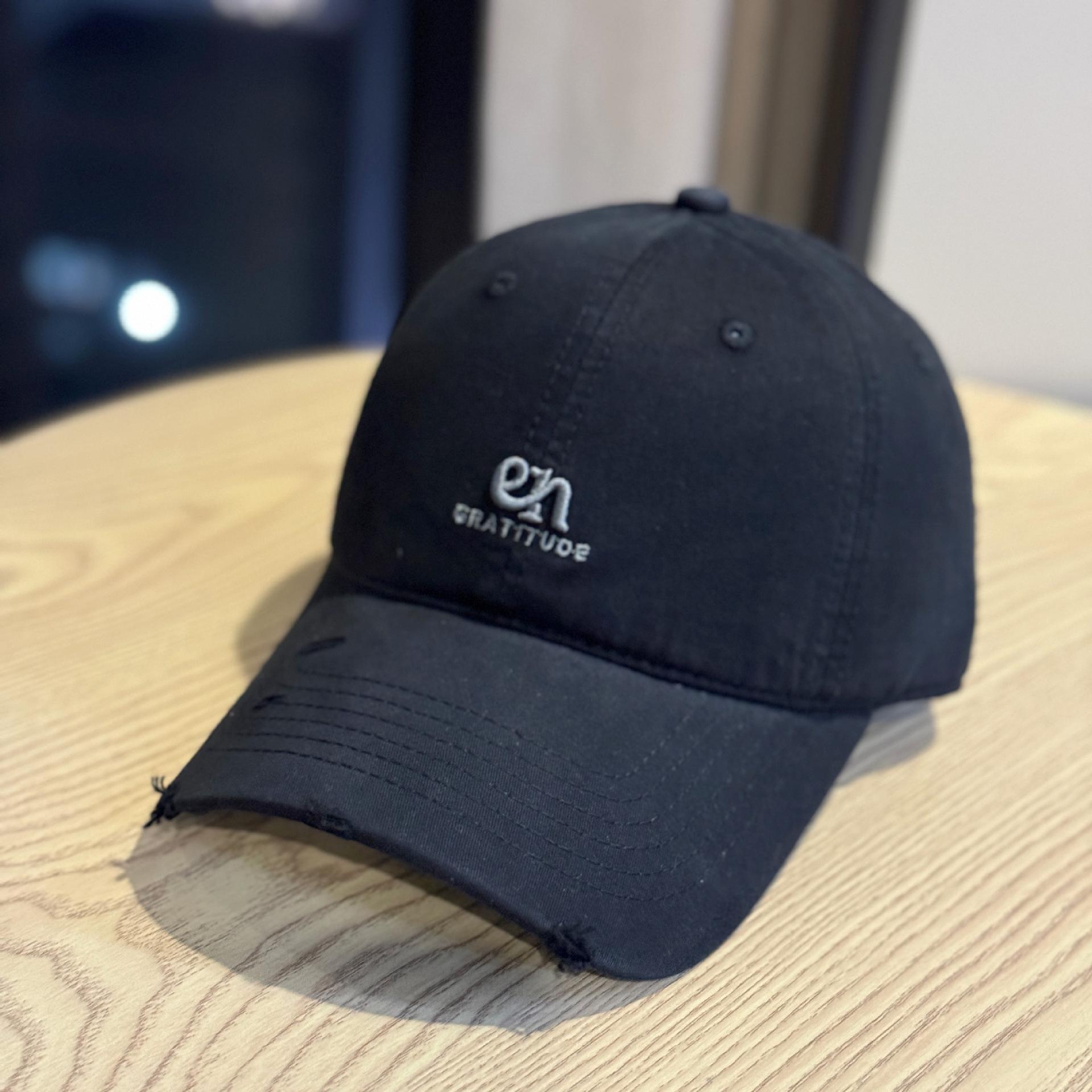 

Spring and summer new model large head circumference brushed fabric embroidered three-dimensional letter soft top baseball cap, soft and comfortable, Adult54-60Adjustable чёрный