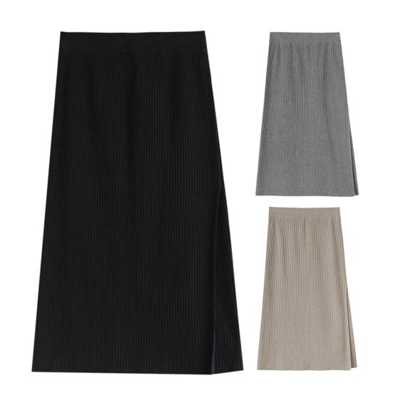 Women Midi Skirt High-Waisted Solid Color Casual Style Knitting Skirt Autumn Winter Side Split Hem Skirt Versatile Daily Wear