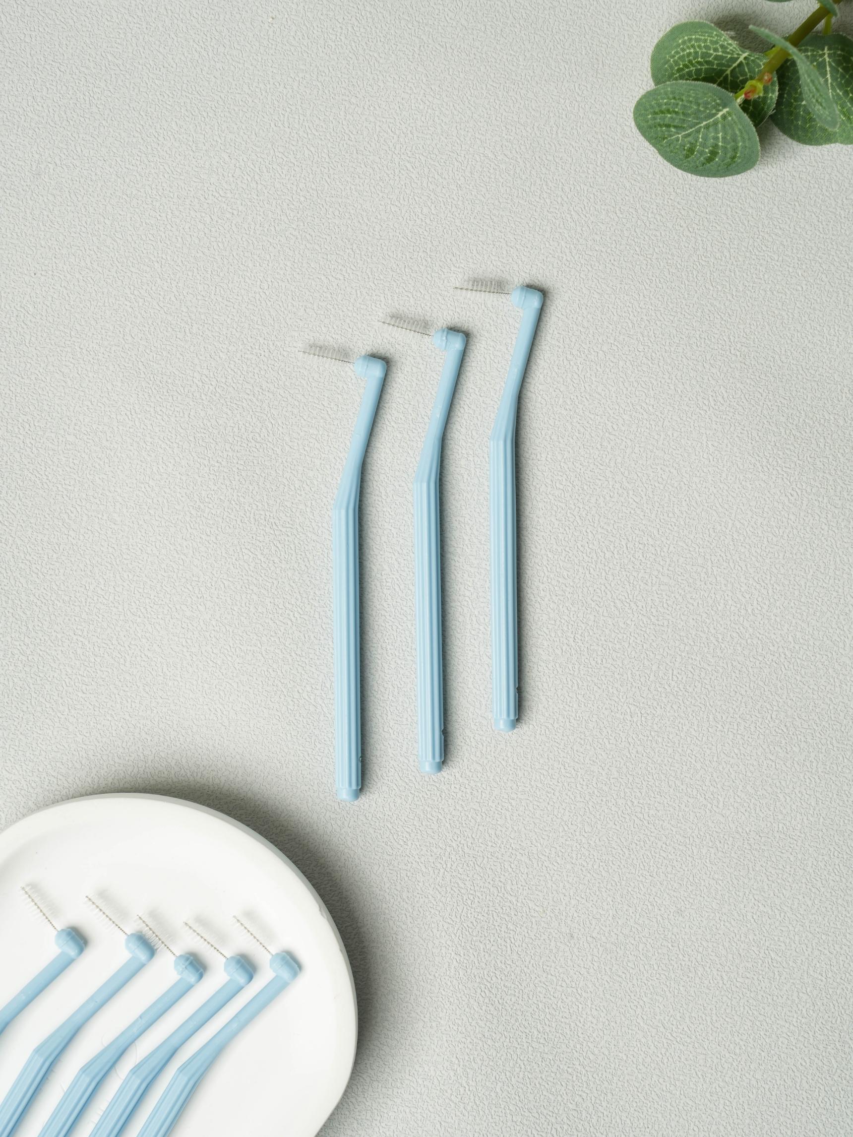 L-Shaped Clean Interdental Brushes M Size (8-Pack) 1ea