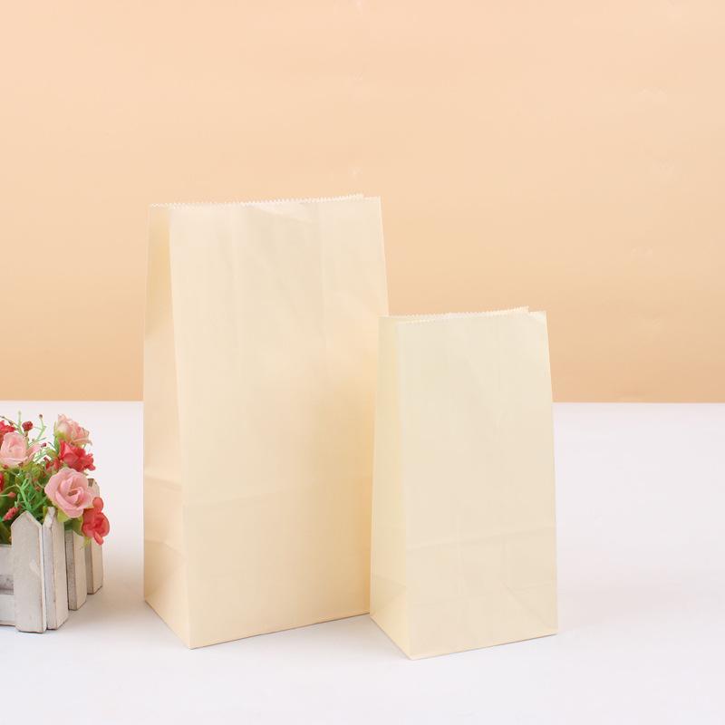 Colorful Polka Dot Kraft Paper Gift Bag with Handle for Takeaway and Baking