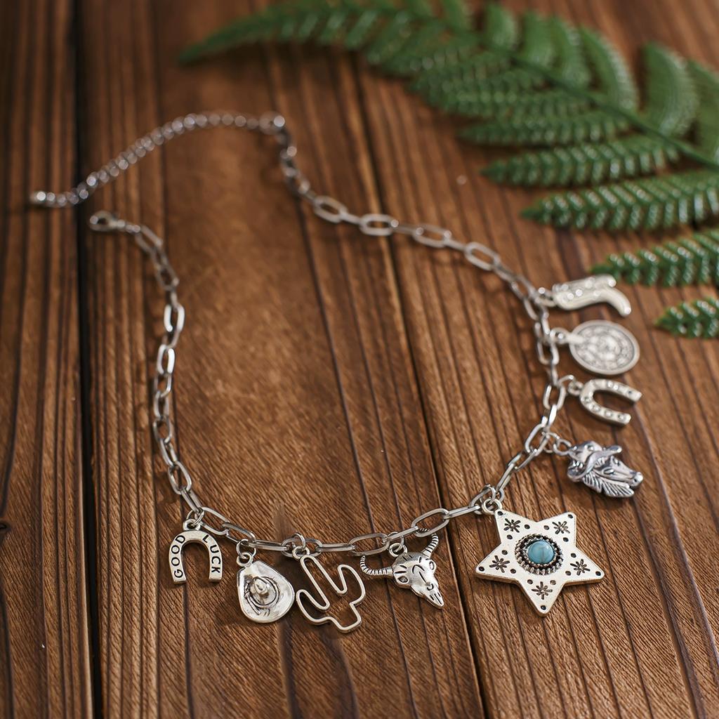 Retro ethnic style imitation turquoise cow head collarbone necklace female western cowboy style hat necklace