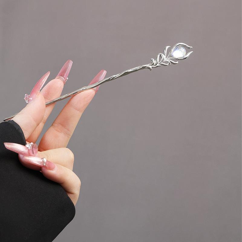 

New Chinese style Moonstone Women s Alloy Hairpin with Ancient Style Butterfly Tail Liquid Metal Advanced Fashion Headwear