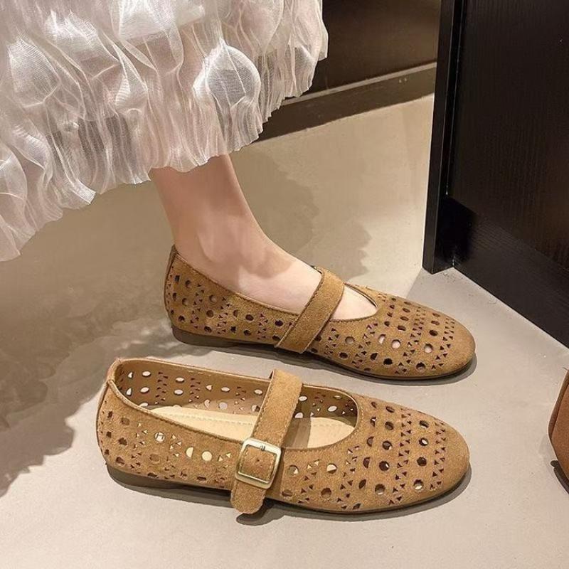 Small-scale Flat Hollowed-out Women s Shoes - New Style Single Shoes 35 коричневый
