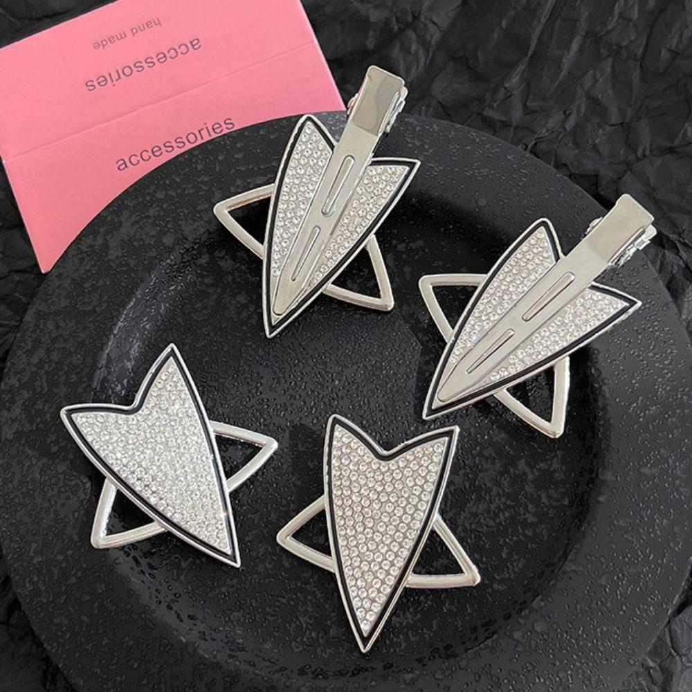 

Korean Style Rhinestone Hairpin Crystal Star Hair Clip Sweet Girls A