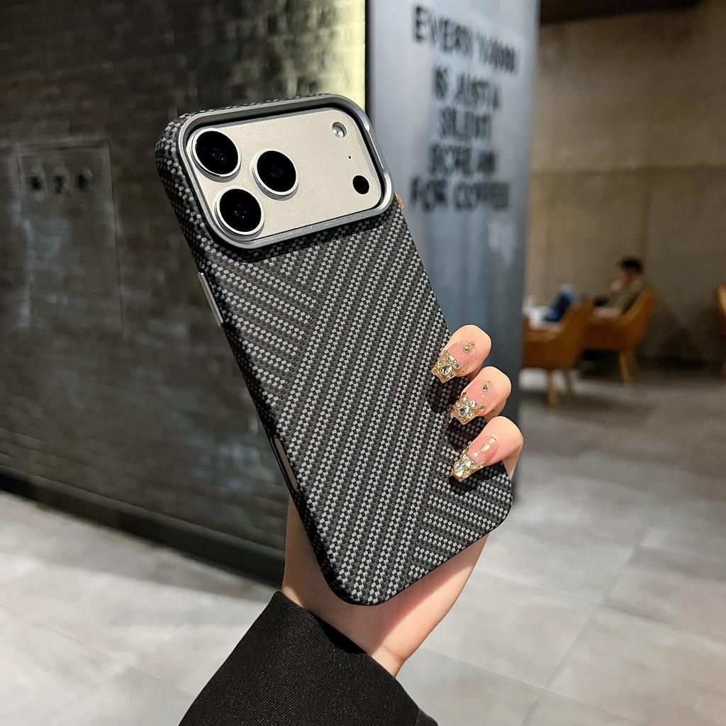 Kevlar Aramid Fiber Magnetic Case For iPhone 17 Pro Max / 17 Pro Shadow Carbon Fiber Wireless Charging Phone Cover