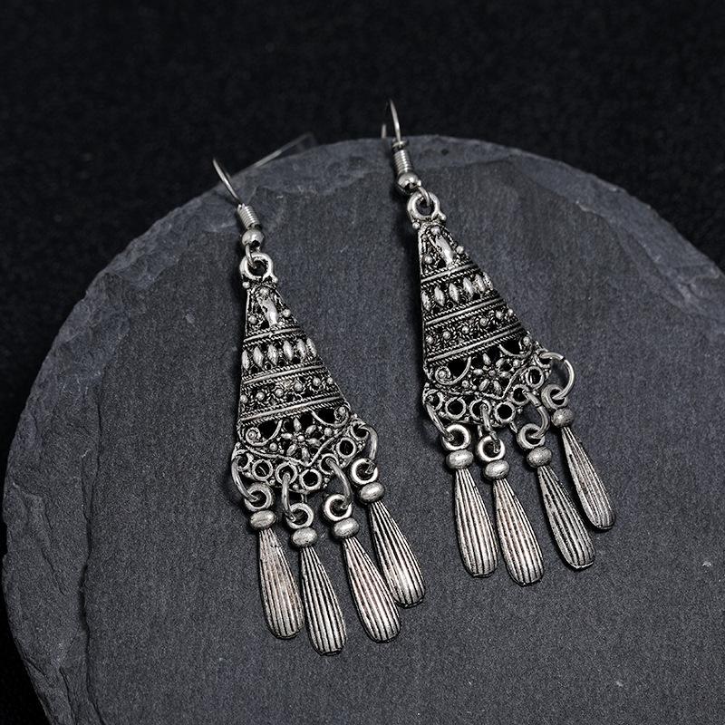 Retro Tibetan silver fringed earrings women's long temperament versatile earrings fashion personality vacation earrings