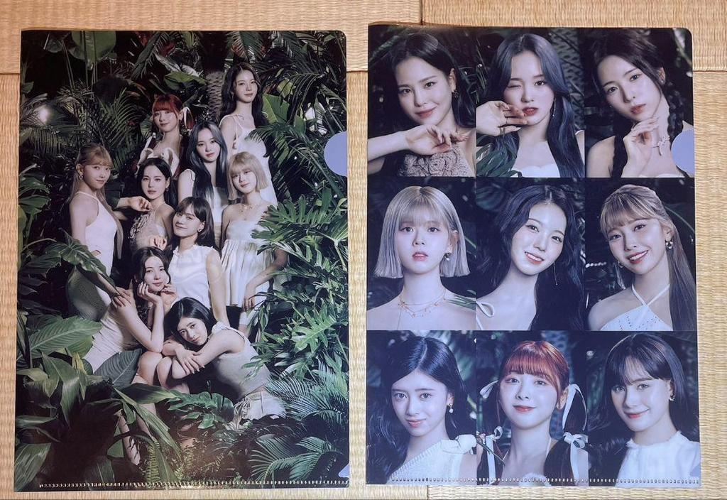 [USED] NiziU trading cards and more