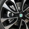Car Sticker 4/8PCS 56 60mm Car Styling Wheel Center Hub Caps Rim Cover Badge Emblem Sticker For Skoda Rapid Octavia A5 RS Kodiaq