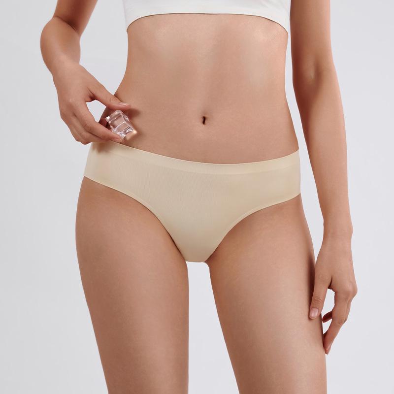 Европейские и американские женские бесшовные трусики-слипы из ледяного шелка, антибактериальные, дышащие Medium