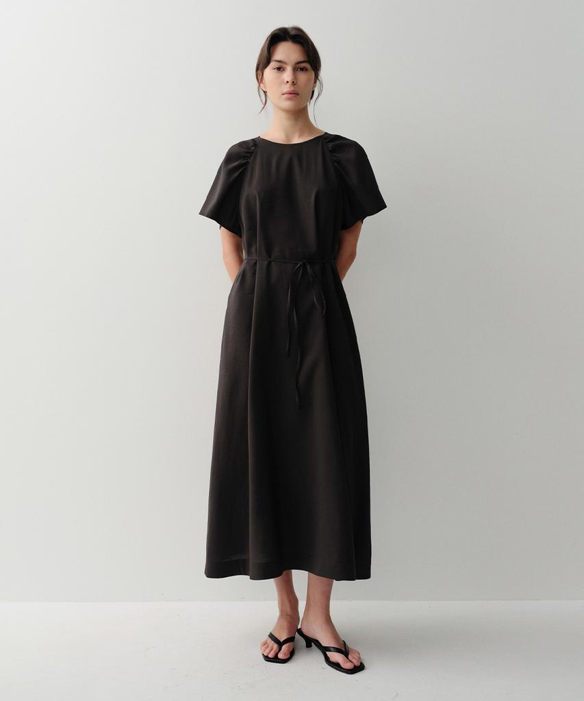 Ia Ryn Maxi Dress (Black)
