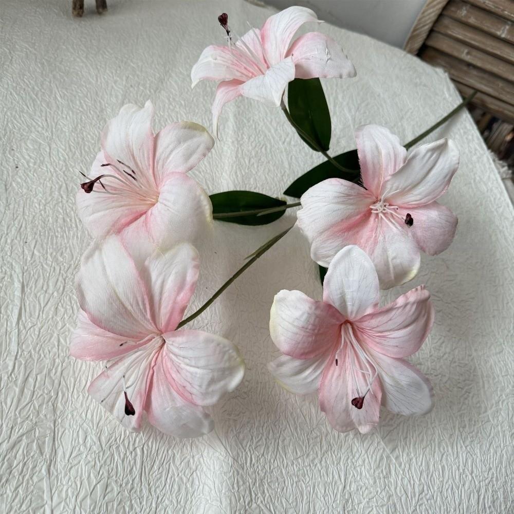 White Artificial Lily Flowers 5-head Simulation Decorative Bouquet  Indoor Decoration