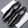 Fashion Pointed Toe Men's Formal Shoes Spring Autumn Social Shoe Male New Footwear 2024 Style Office Cheap Liquidation Clearance Party