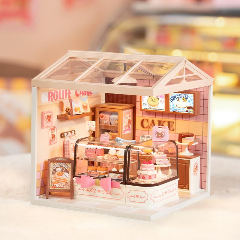 Rolife Super World Cake Shop Plastic Building Blocks 132pcs DW019X DW019X