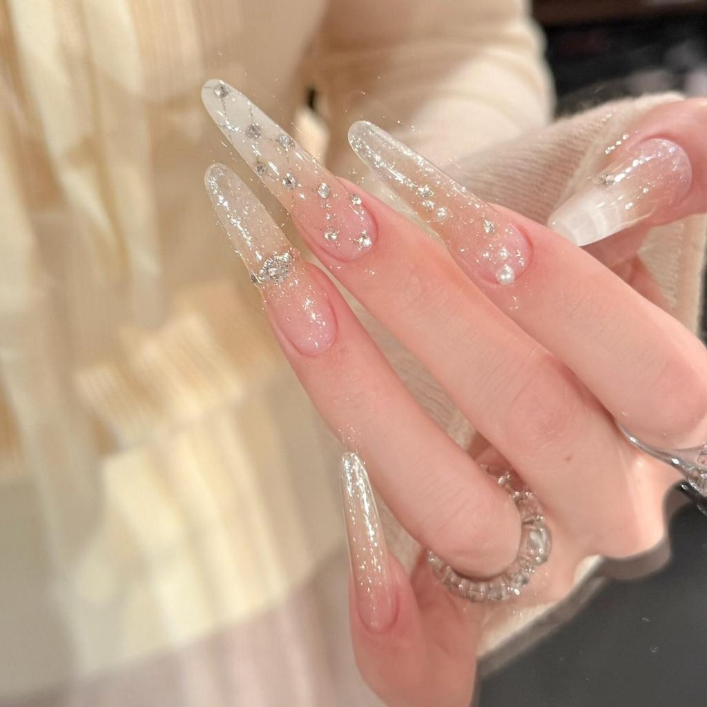 Ins Wind Full Zirconium Pure Hand-worn Nail Temperament Medium and Long High-end Diamond Ring Nail Art Fake Nail Patch