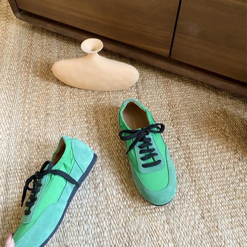 2025 Korean version spring new fashion casual women's single shoes flat-soled lace-up sports shoes
