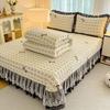 Thickened Quilted Velvet Bedspread Set with Lace Pillowcase and Static-Free Warm Temperature Control