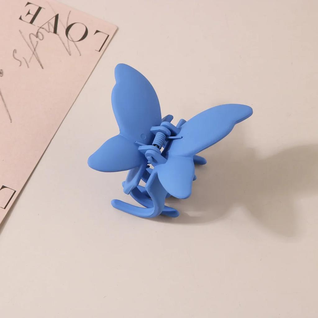 Sweet Frosted Matte Butterfly Hair Claw Clip Women Simple Solid Color Fashion Exquisite Shark Clip for Girl Hair Accessories