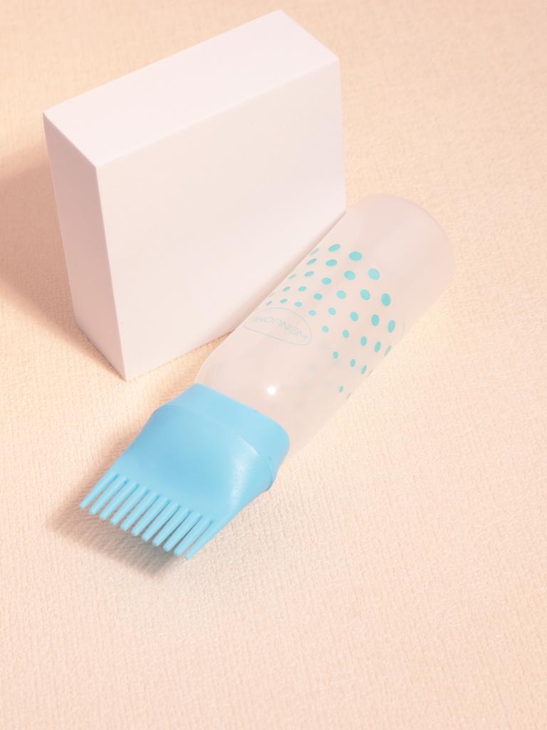 Kunststoff-Nachfüllflasche mit großer Kapazität, wiederverwendbare Haarfärbe-Shampoo-Düse, Flasche mit Kammaufsatz, Friseursalon-Stylingwerkzeug Speziell für Echthaarperücken