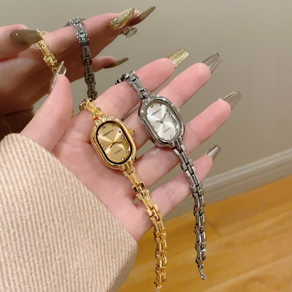 Retro Small Oval Dial Woman Watches Luxury Golden Bracelet Quartz Watches for Women Original Ladies Wristwatch reloj mujer lujo