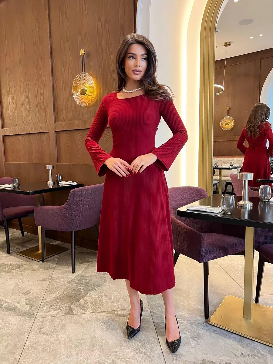 

European & American Elegant Square Neck A-Line Dress - Women s Autumn/Winter Fashion Small червоний
