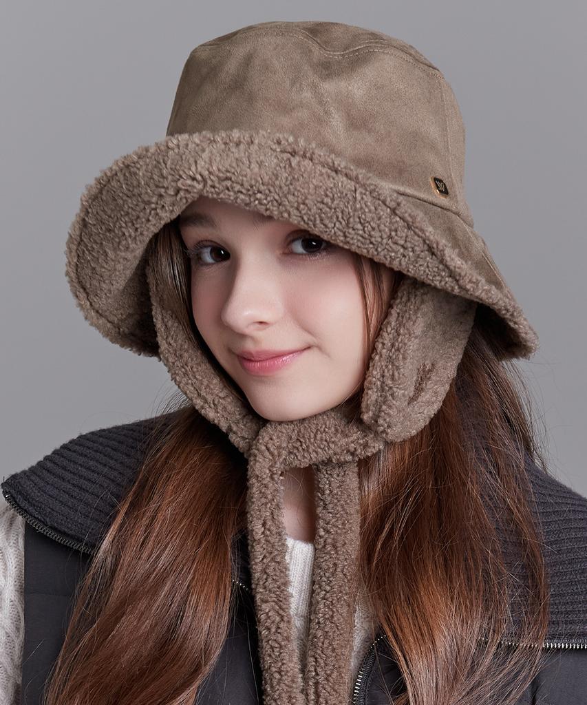 Hwaiteusaenjeu Suede Detachable Boucle Earmuff Bucket Hat Laysa (4 Colors)
