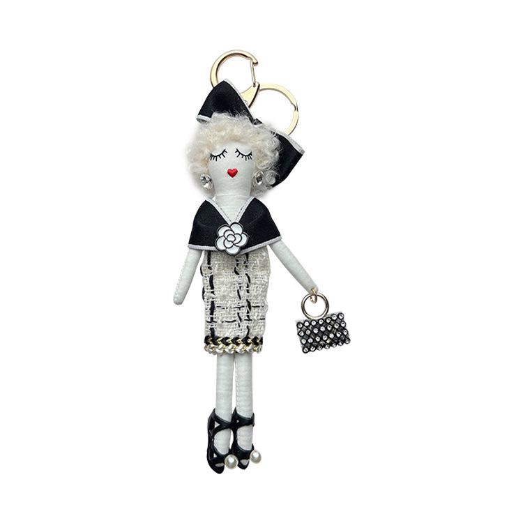 Camellia Shawl Girl Keychain: Fashionable Doll Bag Charm